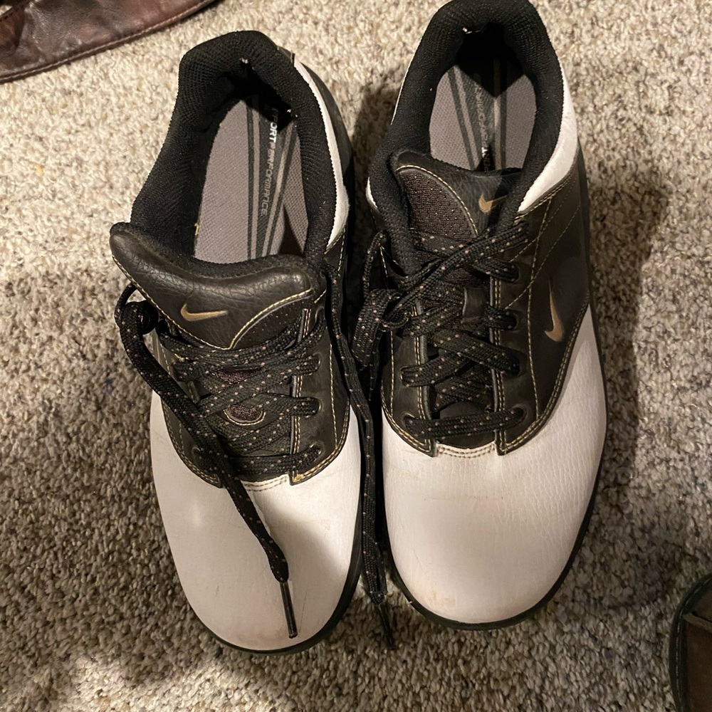 Nike golf cleats size 7